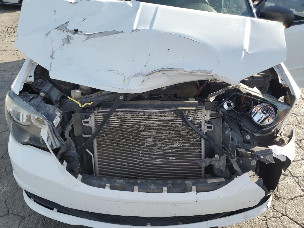 2015 Dodge Grand Caravan Se VIN: 2C4RDGBG5FR623272 Lot: 92125275