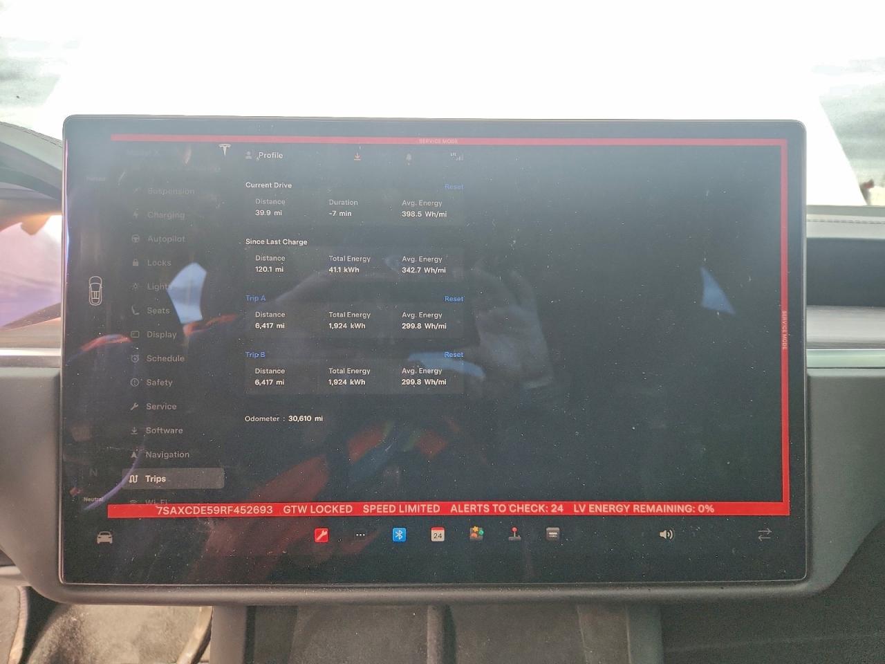 2024 Tesla Model X VIN: 7SAXCDE59RF452693 Lot: 93271555