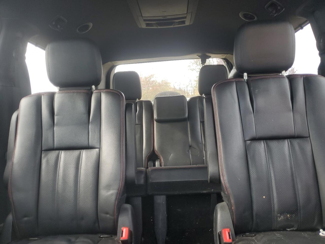 2014 Dodge Grand Caravan R/T VIN: 2C4RDGEGXER465683 Lot: 90671665