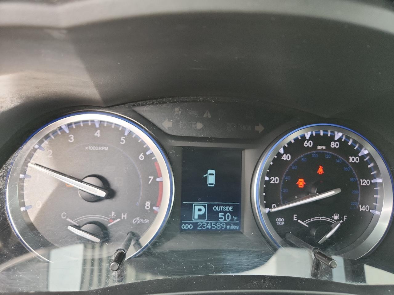 2015 Toyota Highlander Le VIN: 5TDBKRFH5FS098582 Lot: 93352195