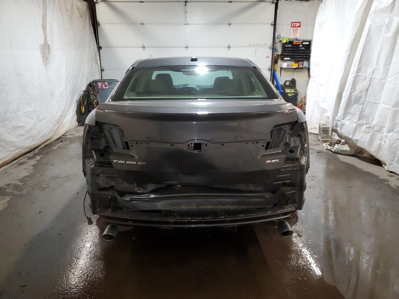 2015 Ford Taurus Sel VIN: 1FAHP2E88FG183436 Lot: 93260295