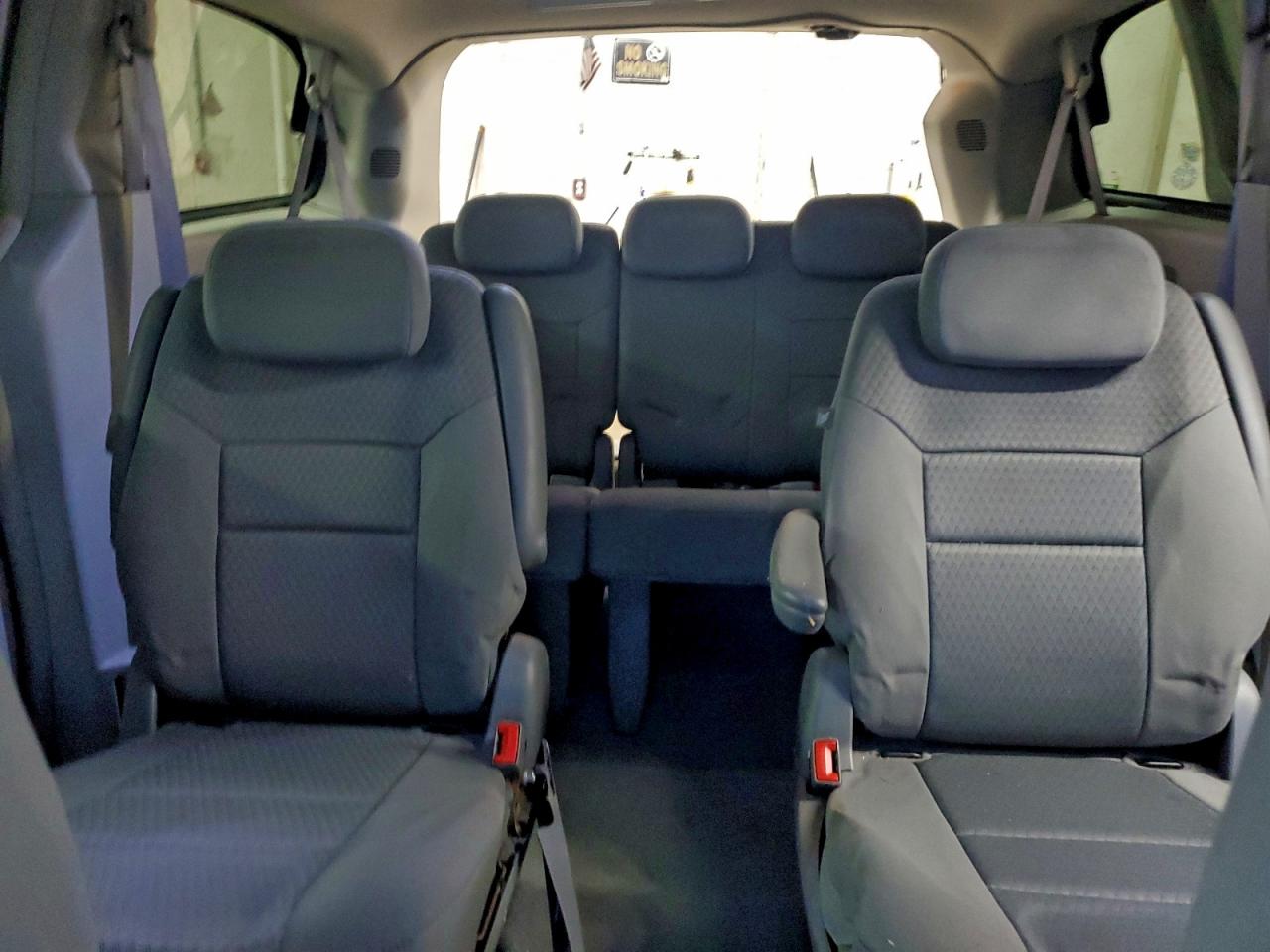 2008 Chrysler Town & Country Touring VIN: 2A8HR54PX8R757995 Lot: 94451525