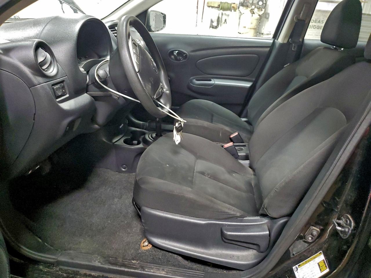 2018 Nissan Versa S VIN: 3N1CN7AP8JL817615 Lot: 94706105