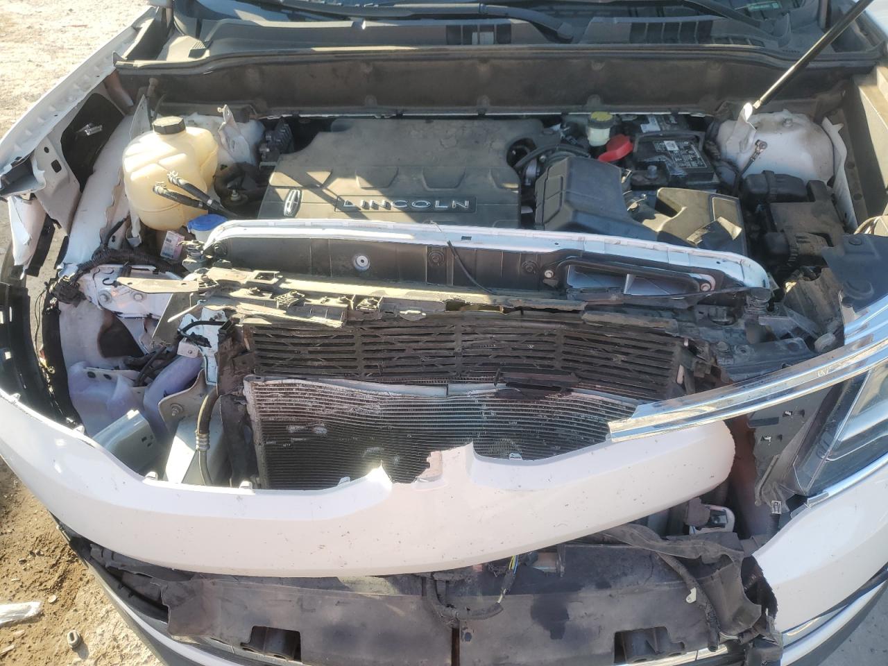 2018 Lincoln Mkx Select VIN: 2LMPJ6KR5JBL25561 Lot: 92602005