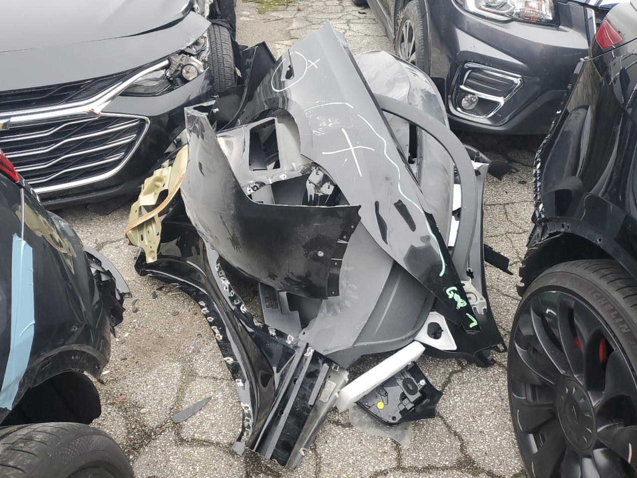 2022 Tesla Model Y VIN: 7SAYGDEFXNF327021 Lot: 90800785