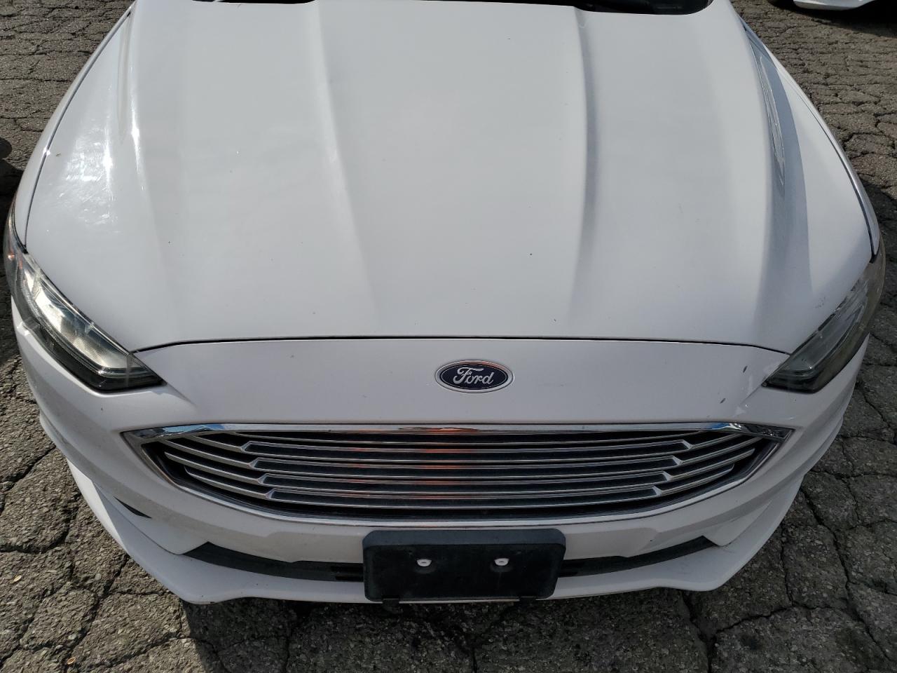 2018 Ford Fusion Se Hybrid VIN: 3FA6P0LU7JR221798 Lot: 93708025