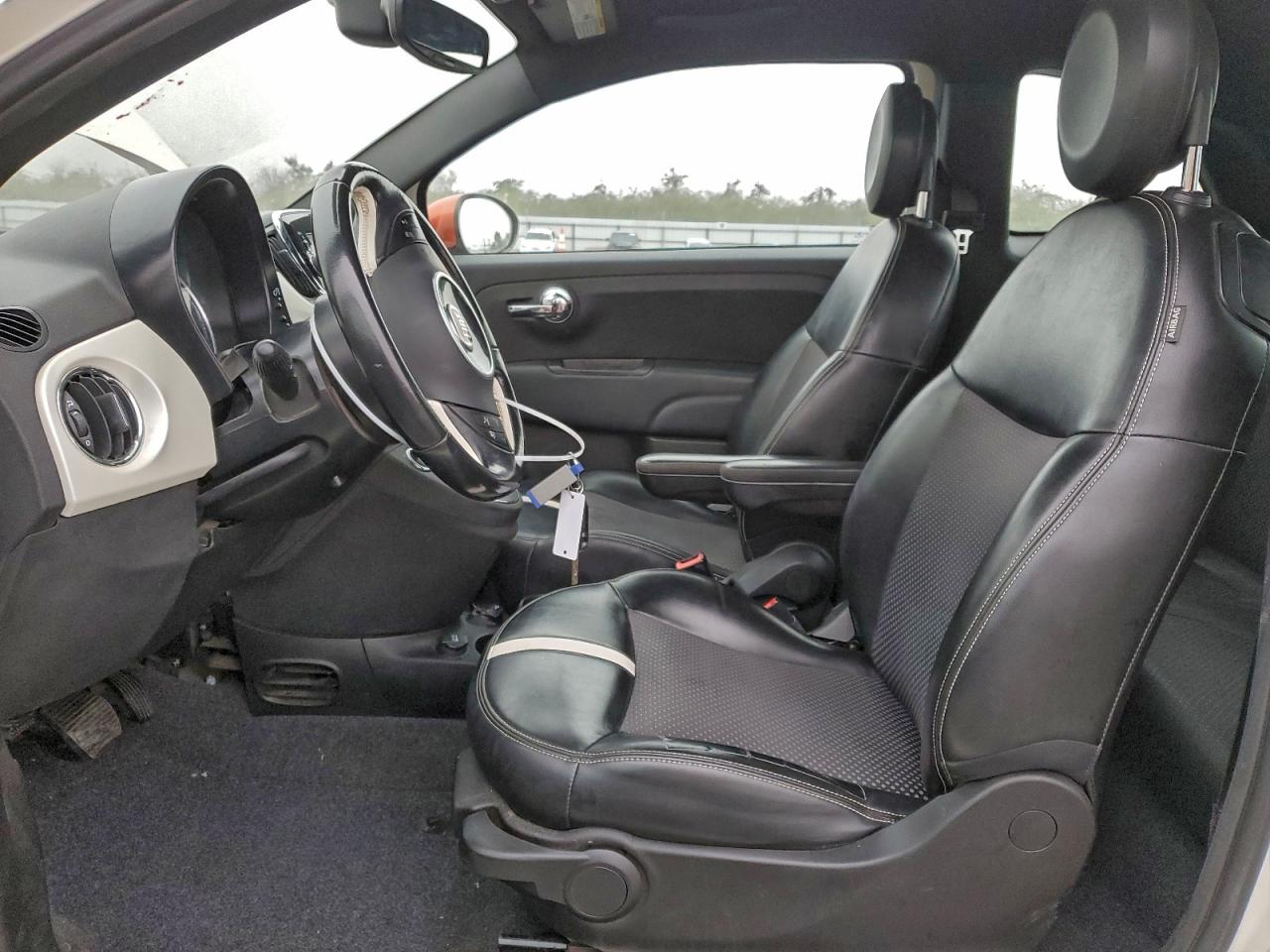 2017 Fiat 500 Electric VIN: 3C3CFFGE9HT611695 Lot: 93754345