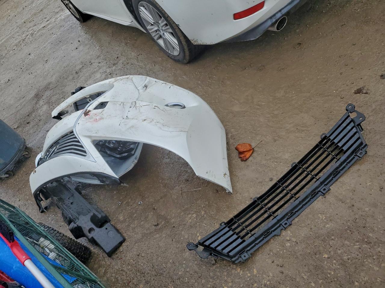 2015 Lexus Es 350 VIN: JTHBK1GG7F2184764 Lot: 94145175