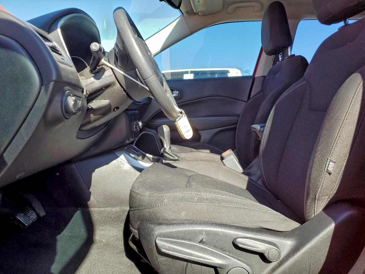 2018 Jeep Compass Sport VIN: 3C4NJCAB6JT369034 Lot: 94164915