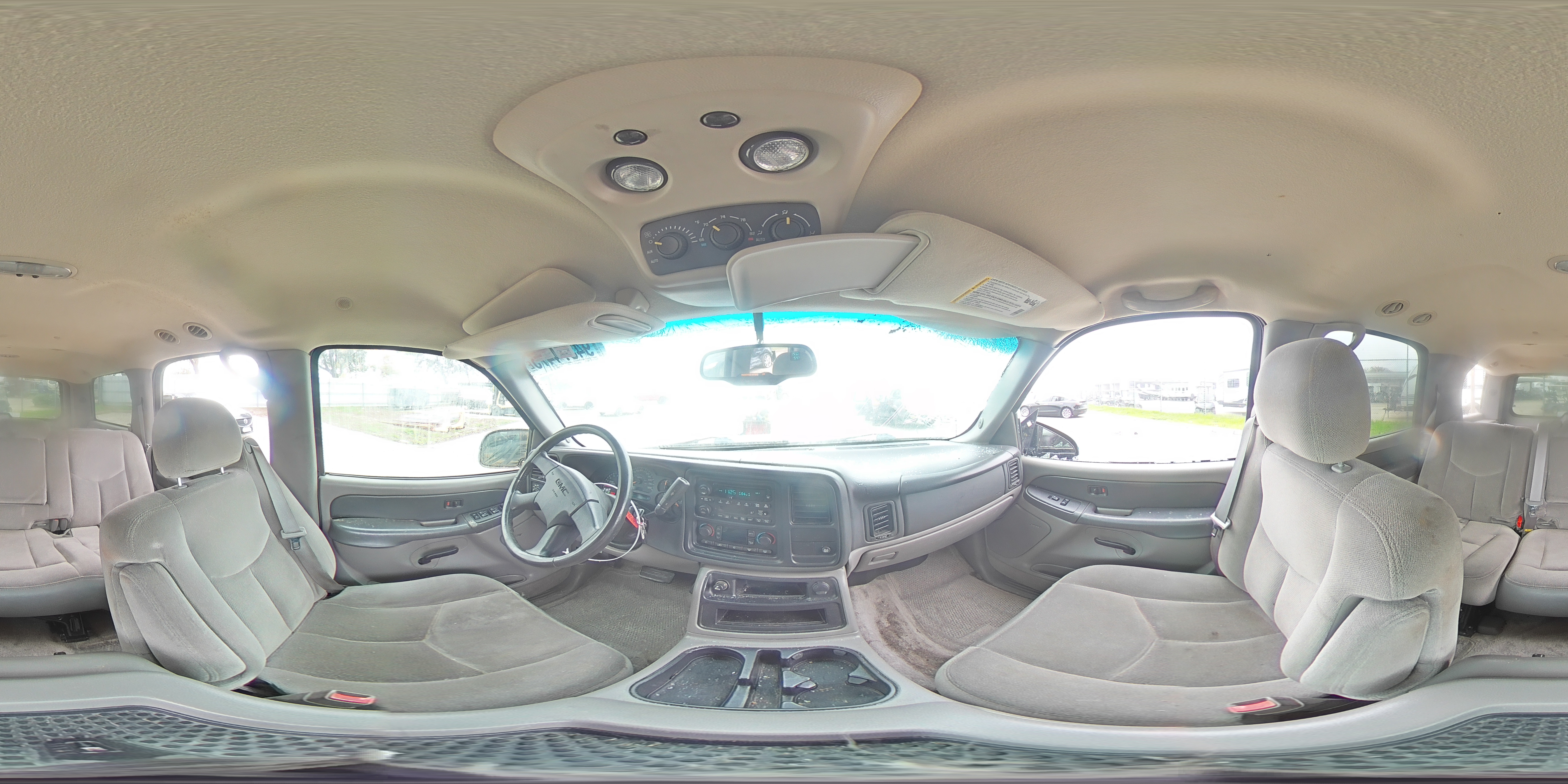 2003 GMC Yukon VIN: 1GKEC13V73R186098 Lot: 94374475