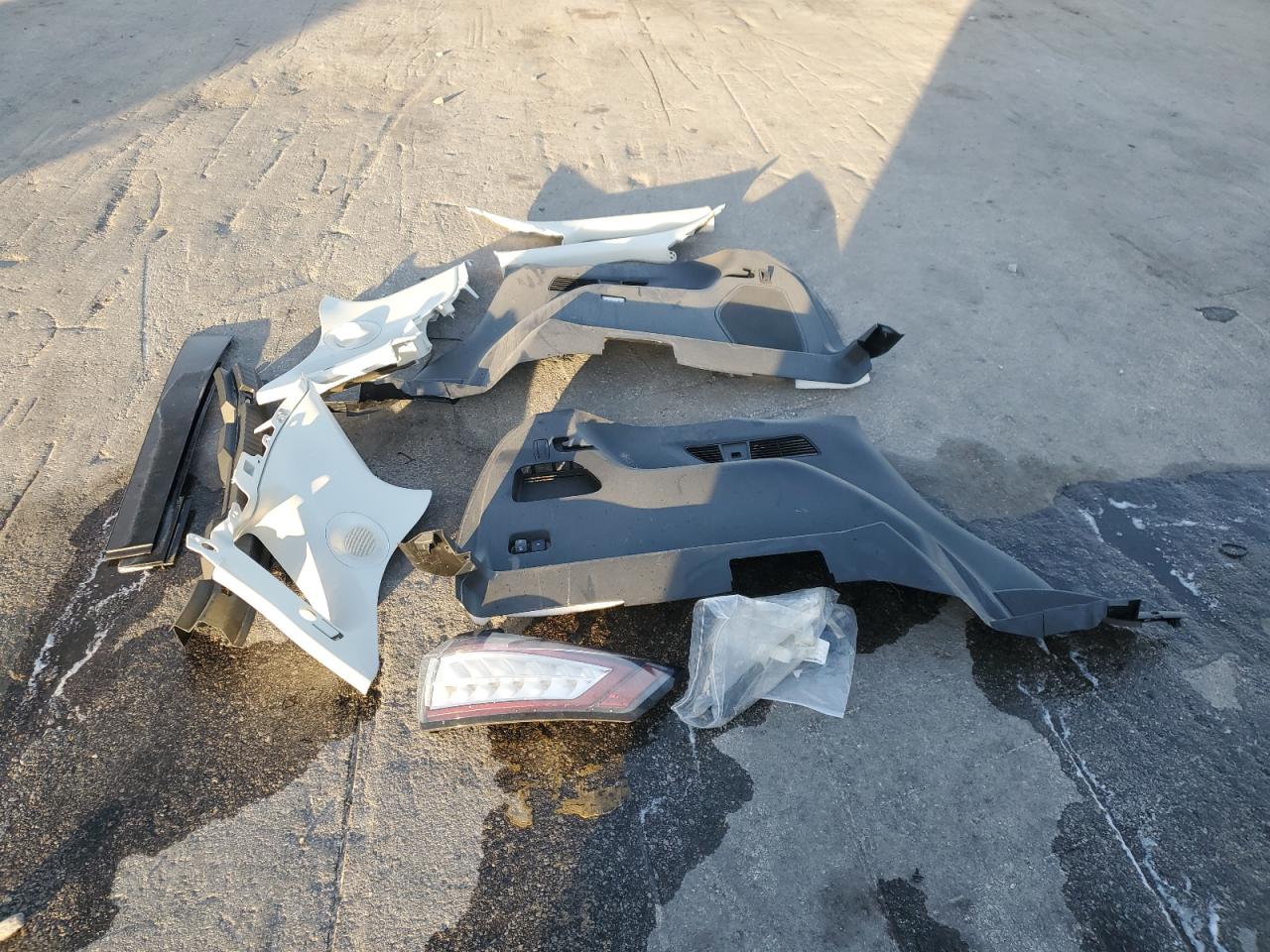 2015 Ford Edge Sport VIN: 2FMTK4AP3FBB51668 Lot: 92401155