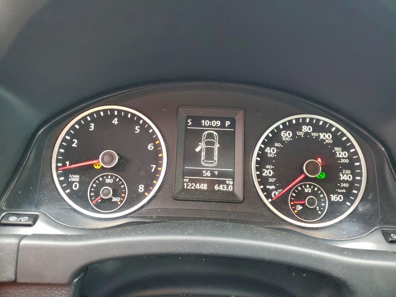 2017 Volkswagen Tiguan Sport VIN: WVGUV7AX1HK024441 Lot: 94489485