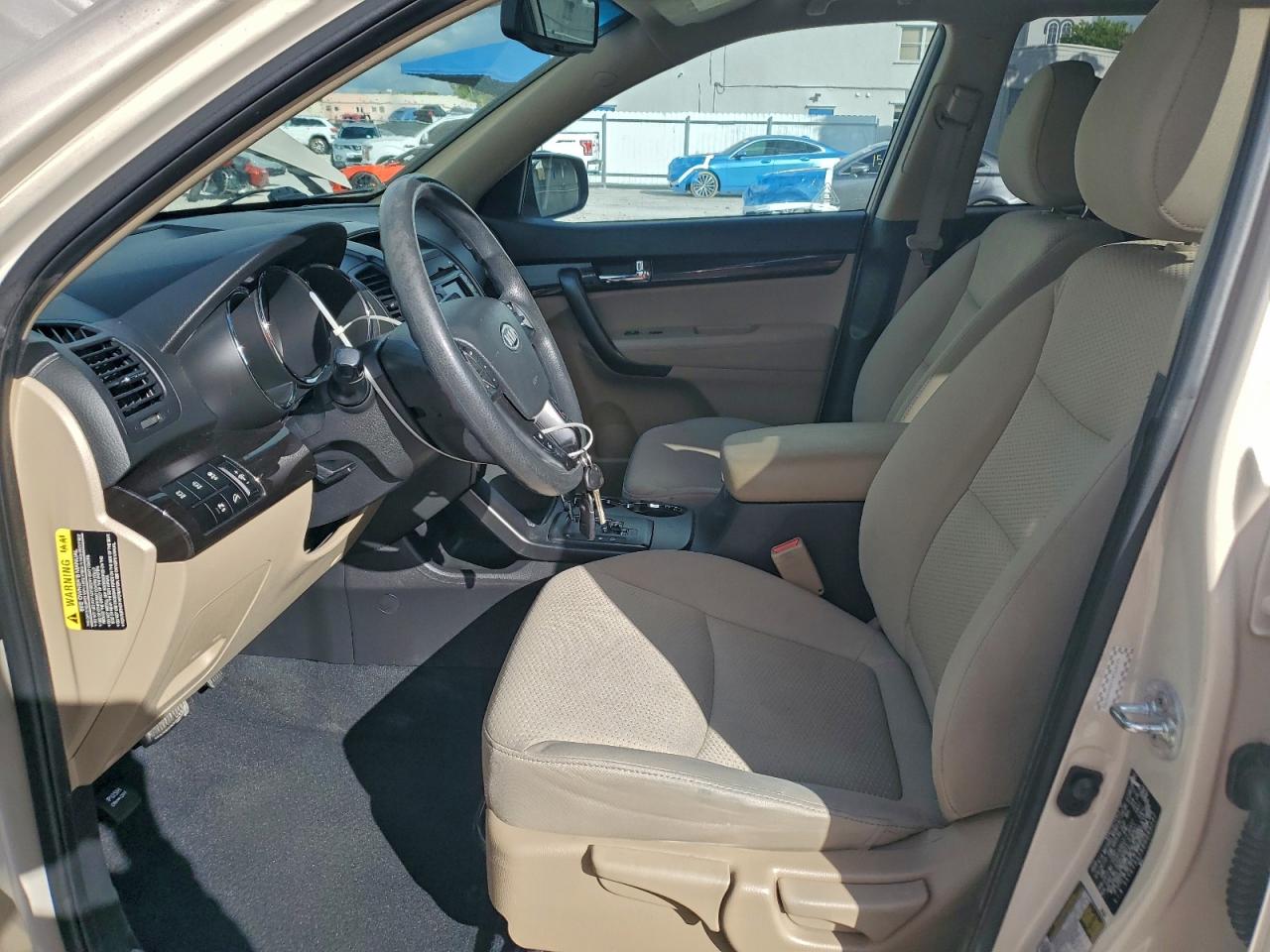 2011 Kia Sorento Base VIN: 5XYKT3A1XBG045792 Lot: 94059635