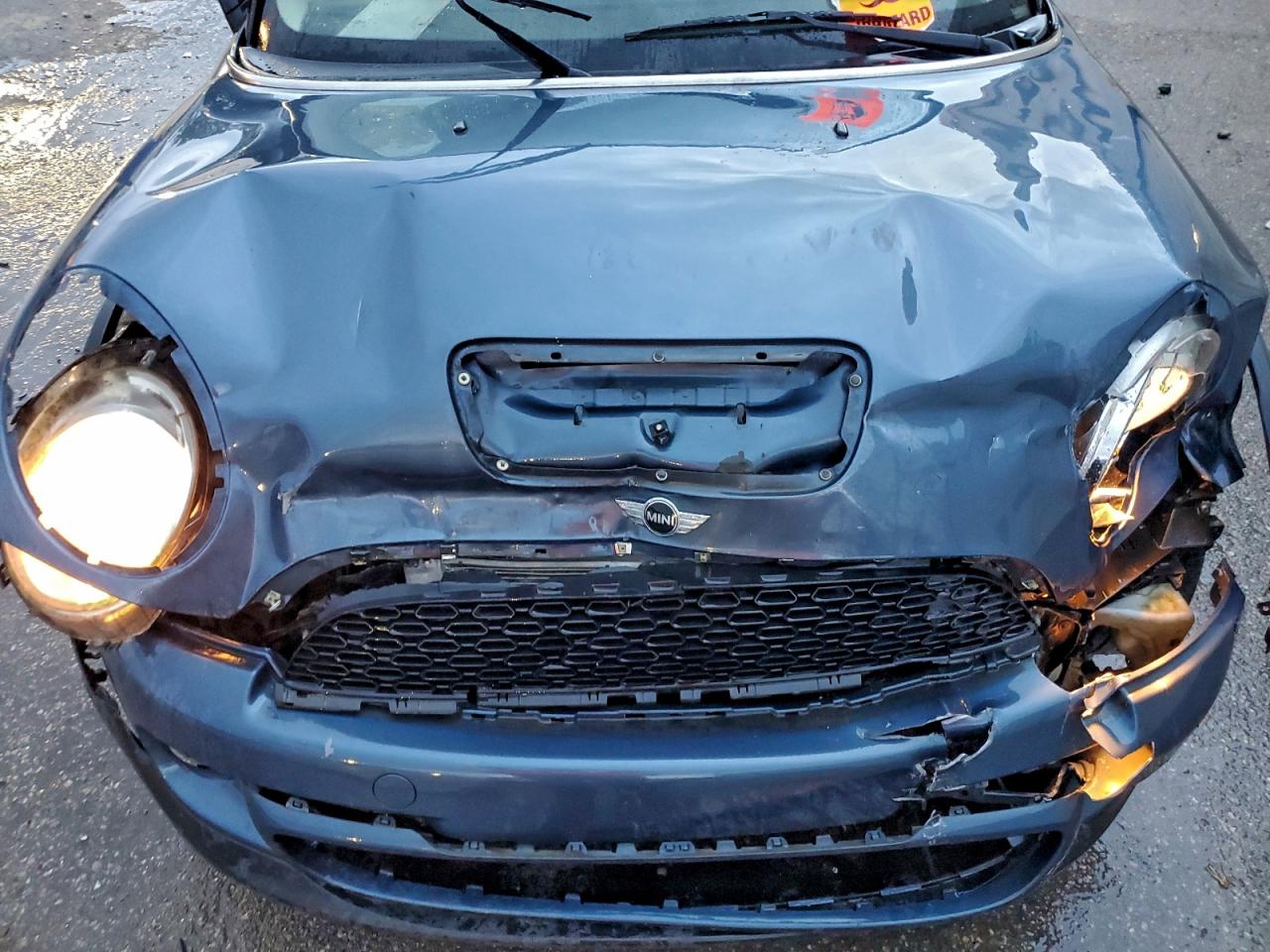 2011 Mini Cooper S VIN: WMWSV3C52BTY22915 Lot: 94053275