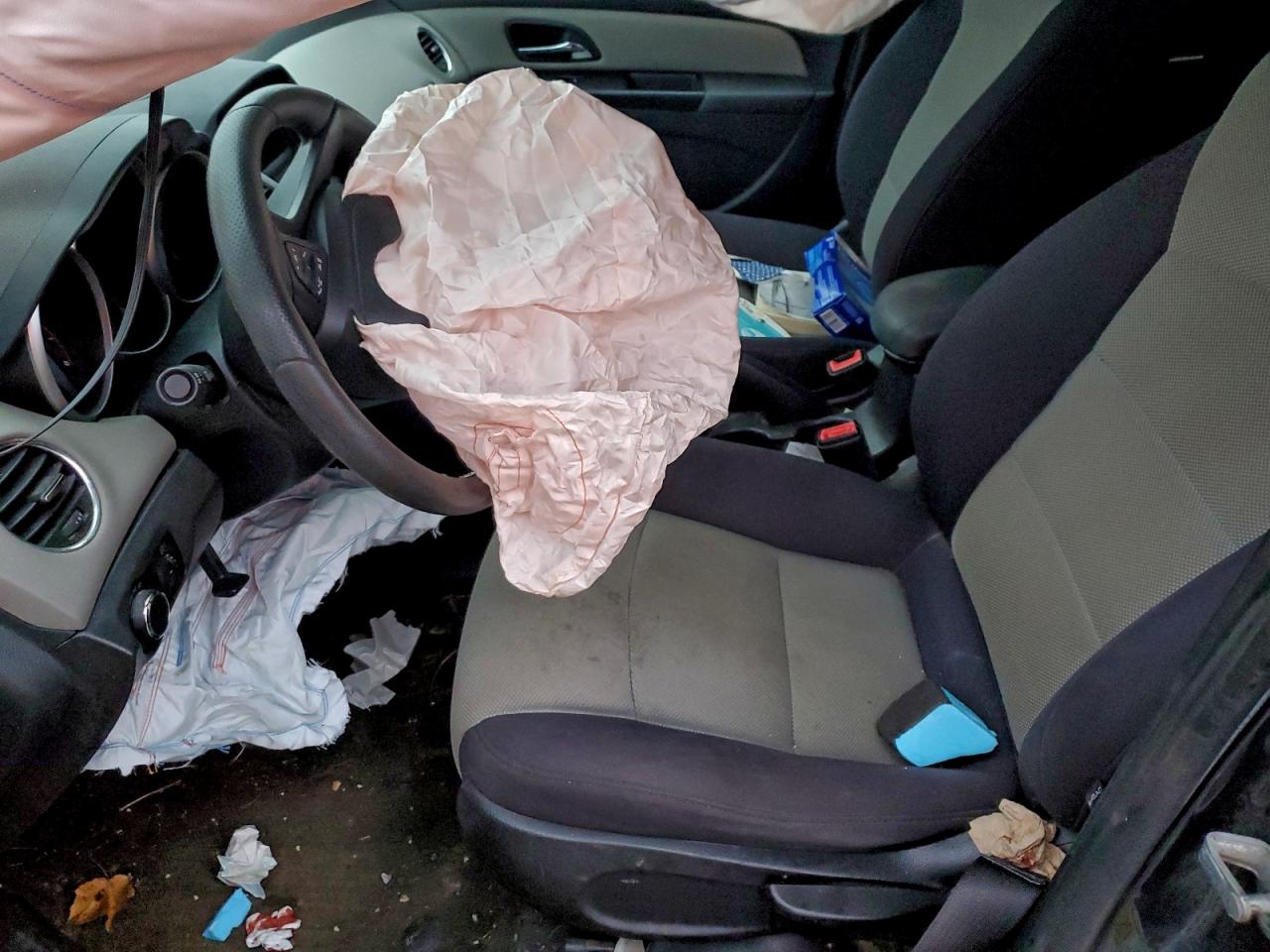 2013 Chevrolet Cruze Ls VIN: 1G1PA5SGXD7200988 Lot: 94328985