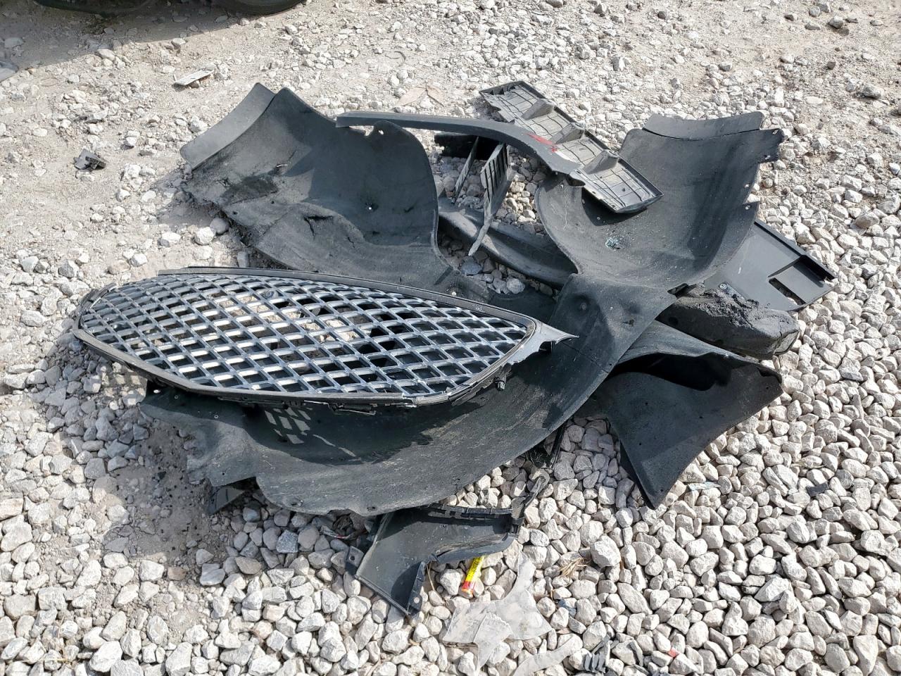 2022 Genesis Gv70 Base VIN: KMUMADTB2NU049992 Lot: 92413095