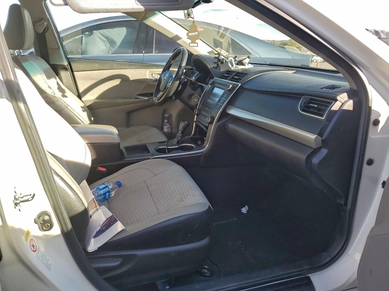 2015 Toyota Camry Le VIN: 4T1BF1FK9FU044288 Lot: 94996065