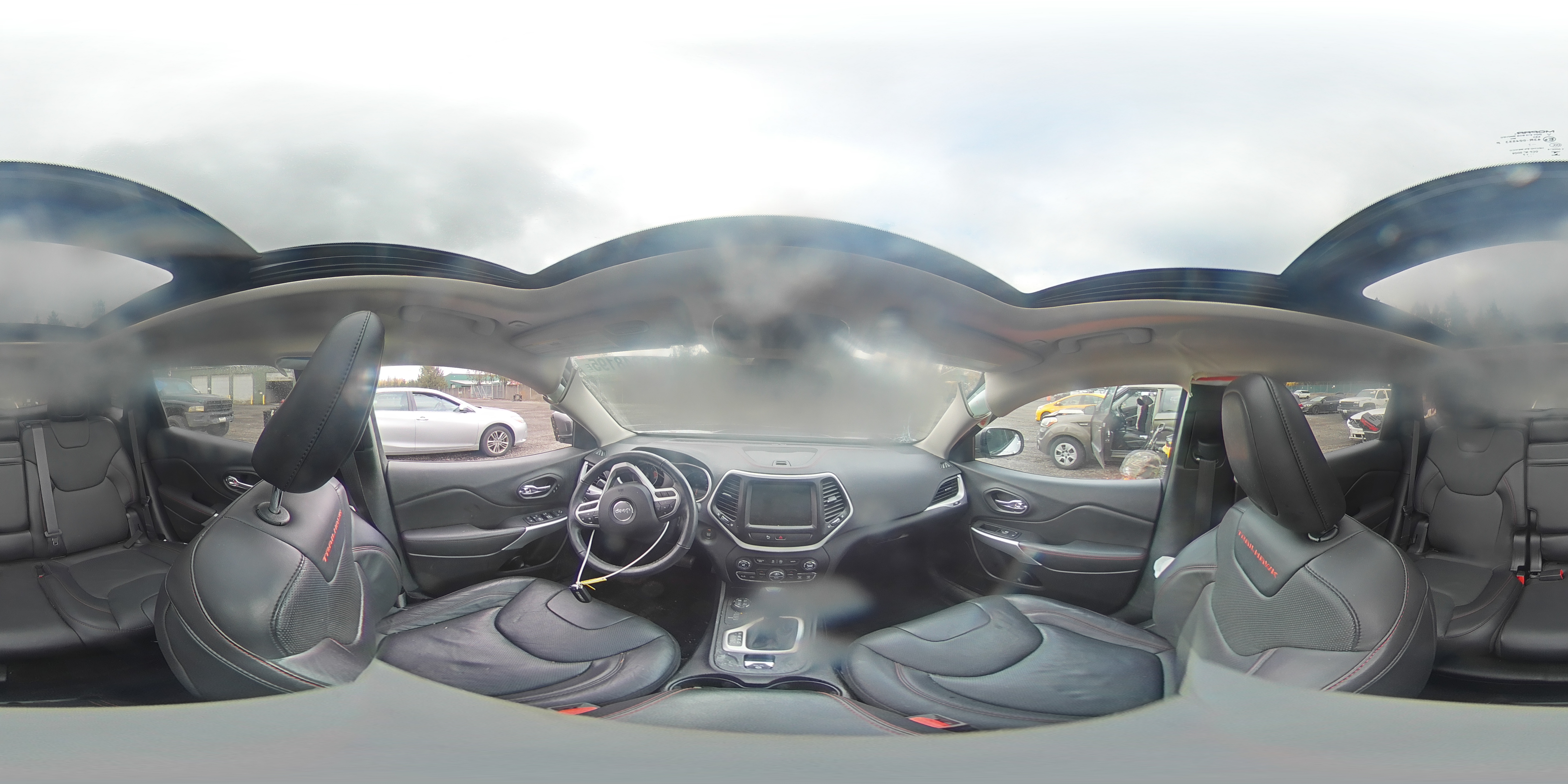 2018 Jeep Cherokee Trailhawk VIN: 1C4PJMBX0JD525728 Lot: 92348195