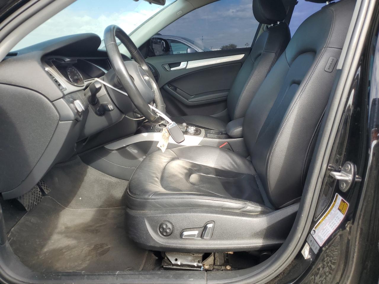 2016 Audi A4 Premium S-Line VIN: WAUBFAFL5GN013612 Lot: 92054435