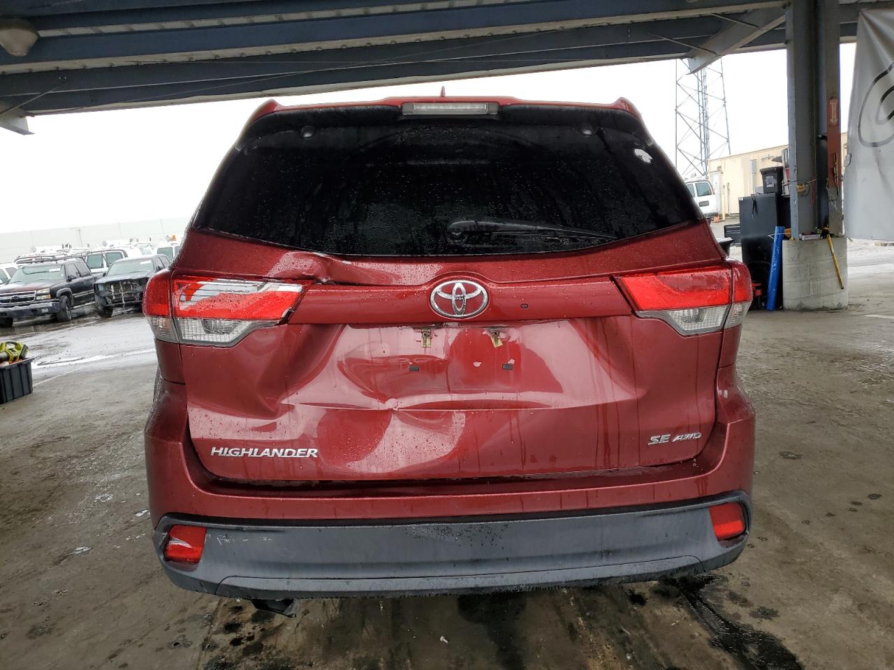 2018 Toyota Highlander Se VIN: 5TDJZRFH3JS848402 Lot: 93754535