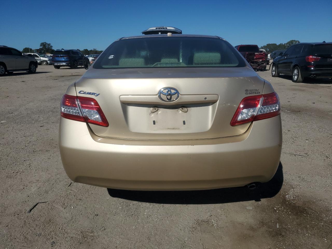 2011 Toyota Camry Base VIN: 4T1BF3EK3BU668868 Lot: 87024755