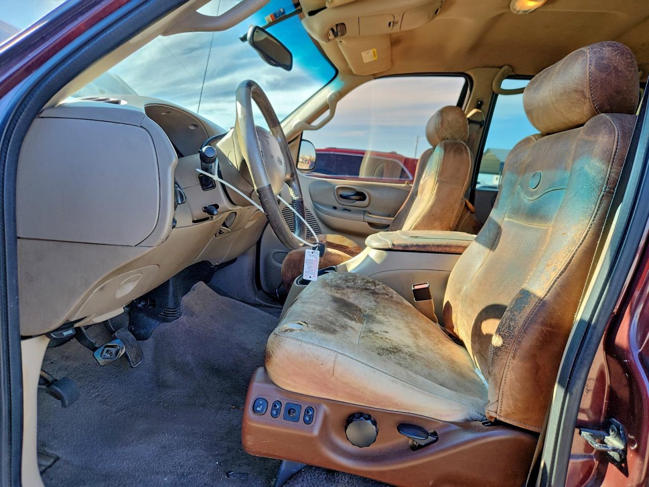 2002 Ford F150 Supercrew VIN: 1FTRW07L32KA76924 Lot: 94323175