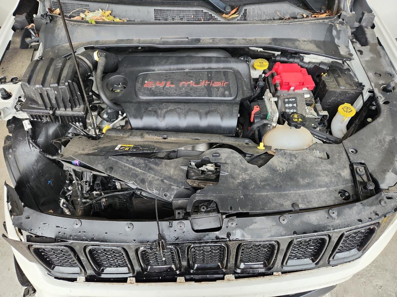 2019 Jeep Compass Sport VIN: 3C4NJDAB7KT689499 Lot: 92584615