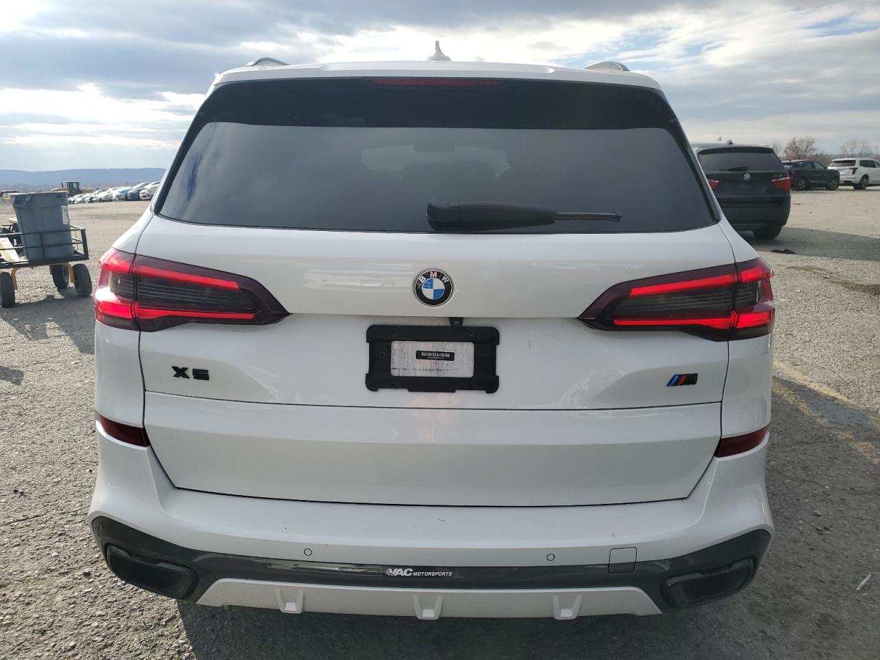 2021 BMW X5 Sdrive 40I VIN: 5UXCR4C08M9F32556 Lot: 92582225