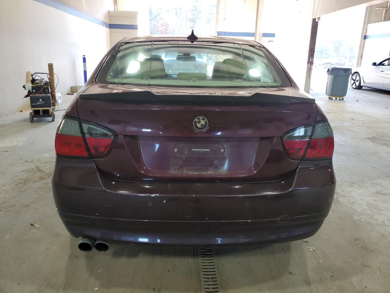 2008 BMW 328 Xi VIN: WBAVC93548KZ73212 Lot: 93473165