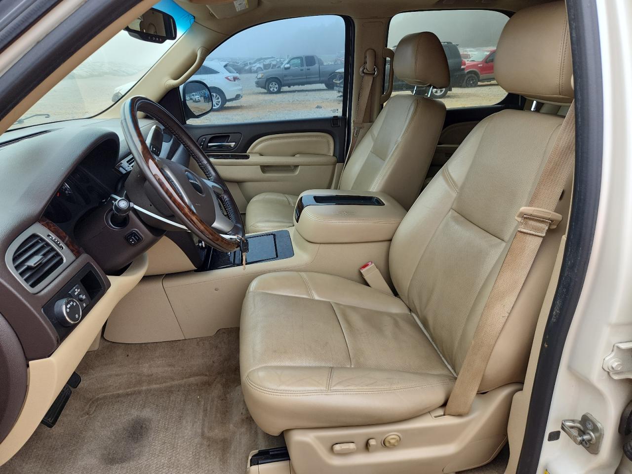 2014 GMC Yukon Denali VIN: 1GKS2EEF8ER100612 Lot: 93520065