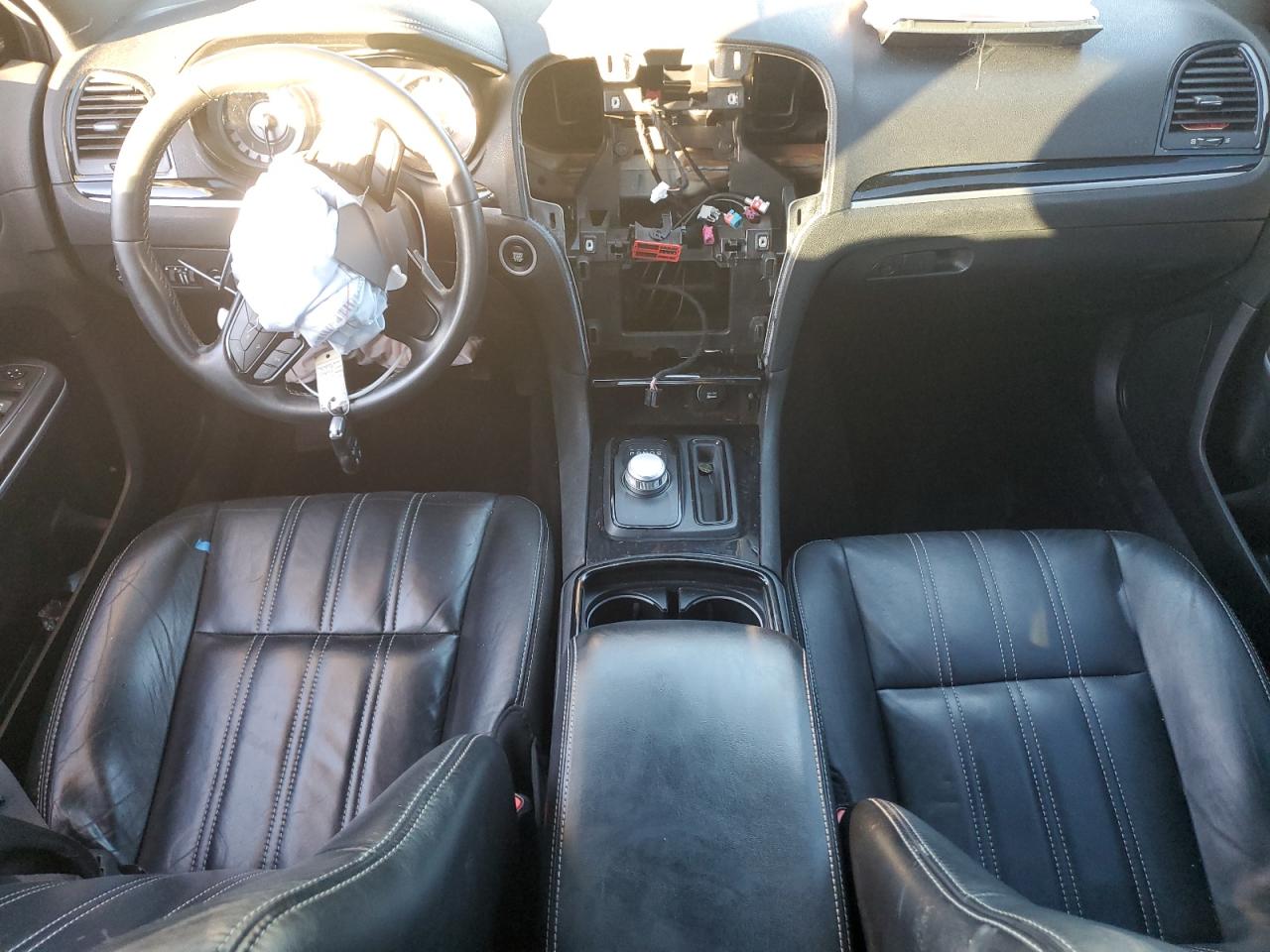 2019 Chrysler 300 S VIN: 2C3CCAGG8KH603648 Lot: 92069715