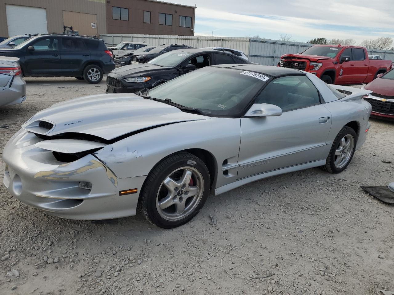 PONTIAC FIREBIRD 2002. Lot# 91778195. VIN 2G2FV22G522144375. Photo 1