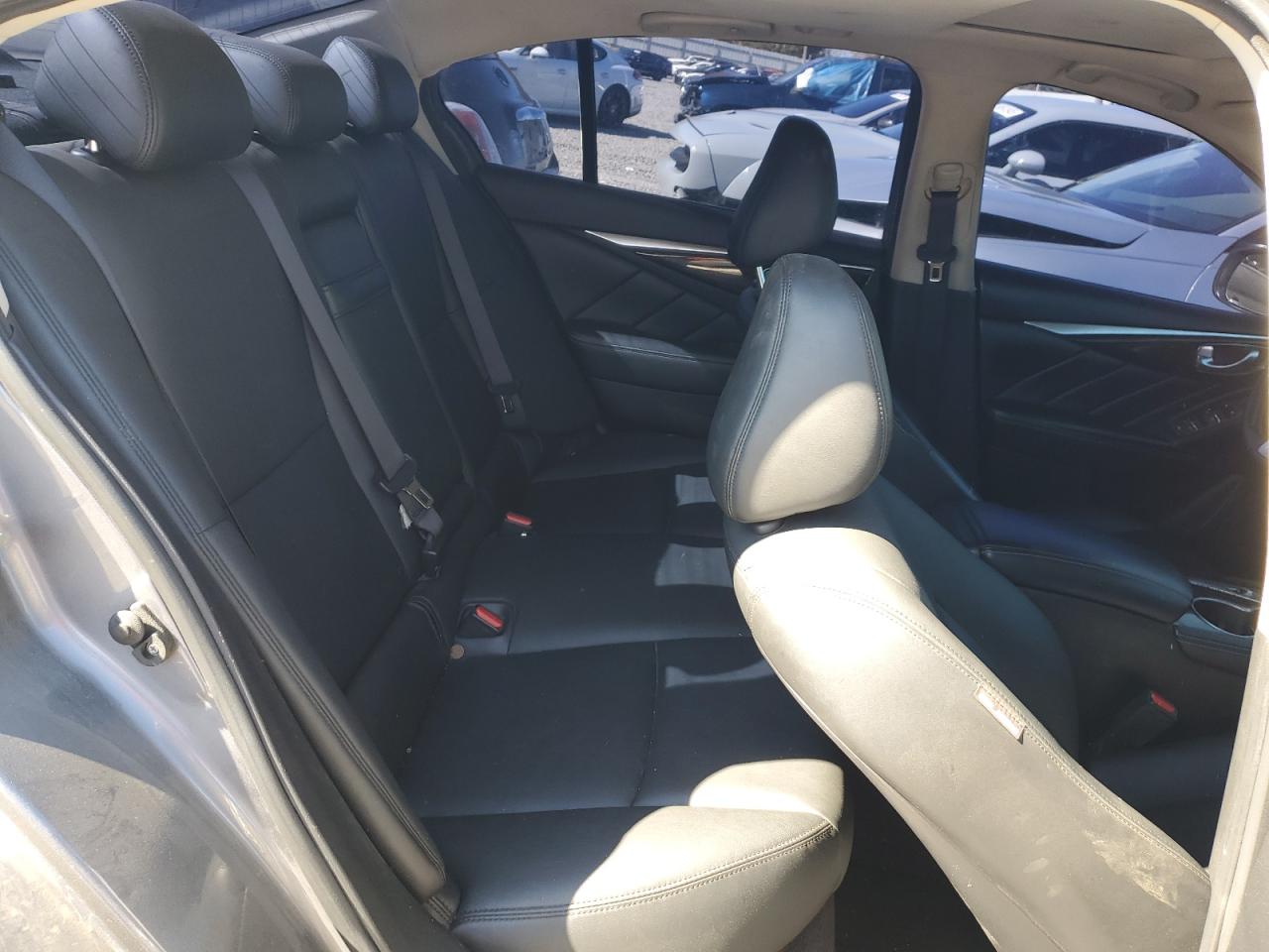 2018 Infiniti G37 Base VIN: JN1EV7AP8JM364871 Lot: 84913155