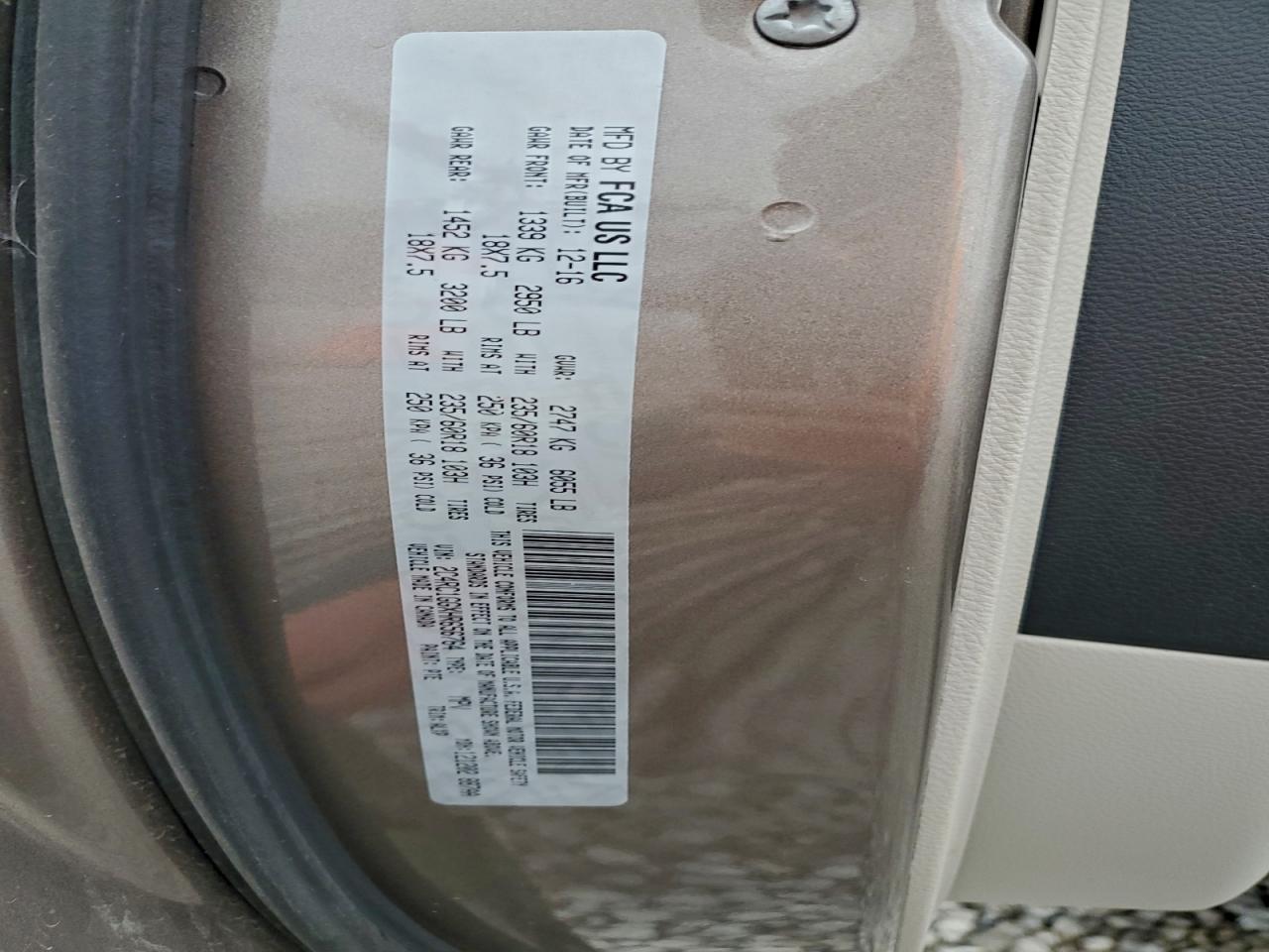 2017 Chrysler Pacifica Limited VIN: 2C4RC1GGXHR656764 Lot: 94243235