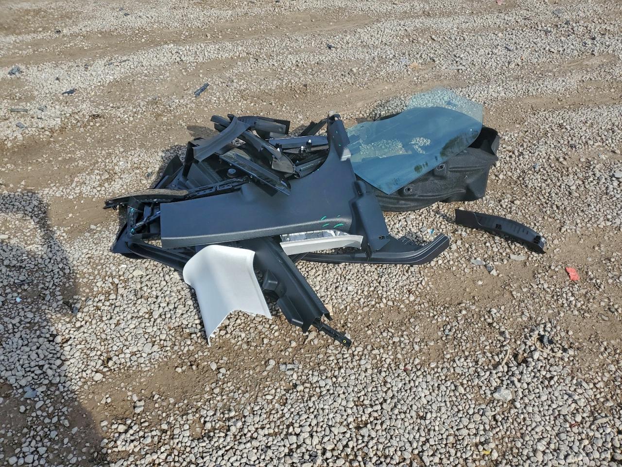 2024 Ford Bronco Sport Heritage VIN: 3FMCR9G66RRF70028 Lot: 94032165