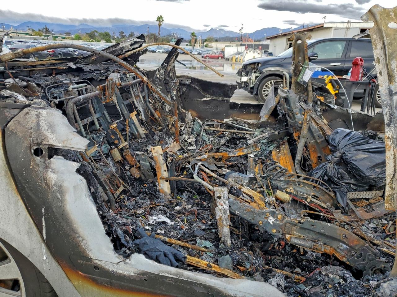 2004 Audi A8 L Quattro VIN: WAUML44E24N010881 Lot: 93880685