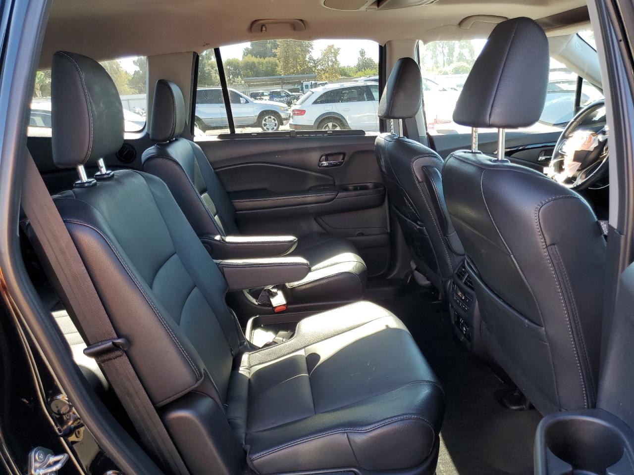 2019 Honda Pilot Touring VIN: 5FNYF5H68KB036515 Lot: 91896845