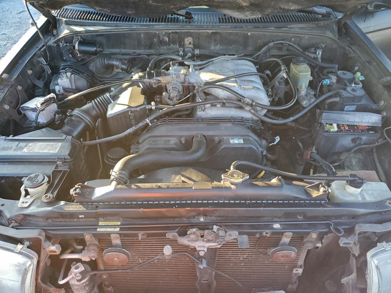 1999 Toyota 4Runner Limited VIN: JT3GN87R7X0110268 Lot: 94483465