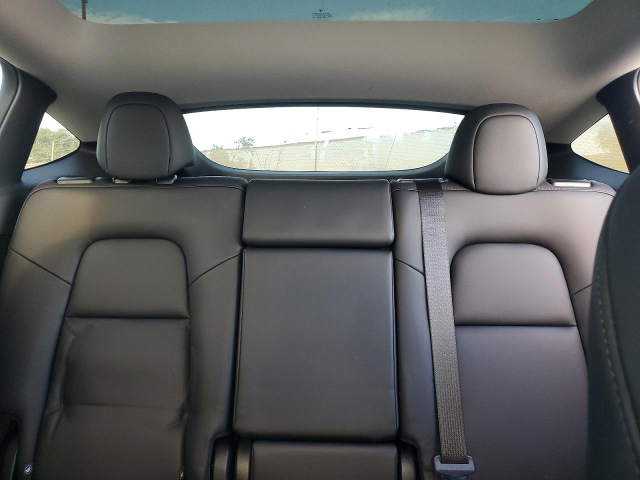 2025 Tesla Model Y VIN: 7SAYGDED3SF265620 Lot: 91872285