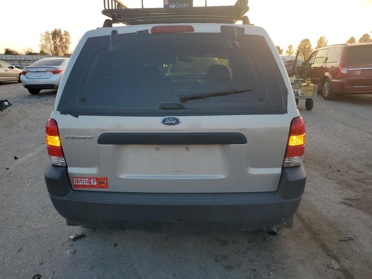 2004 Ford Escape Xls VIN: 1FMYU92114KA89097 Lot: 92489625