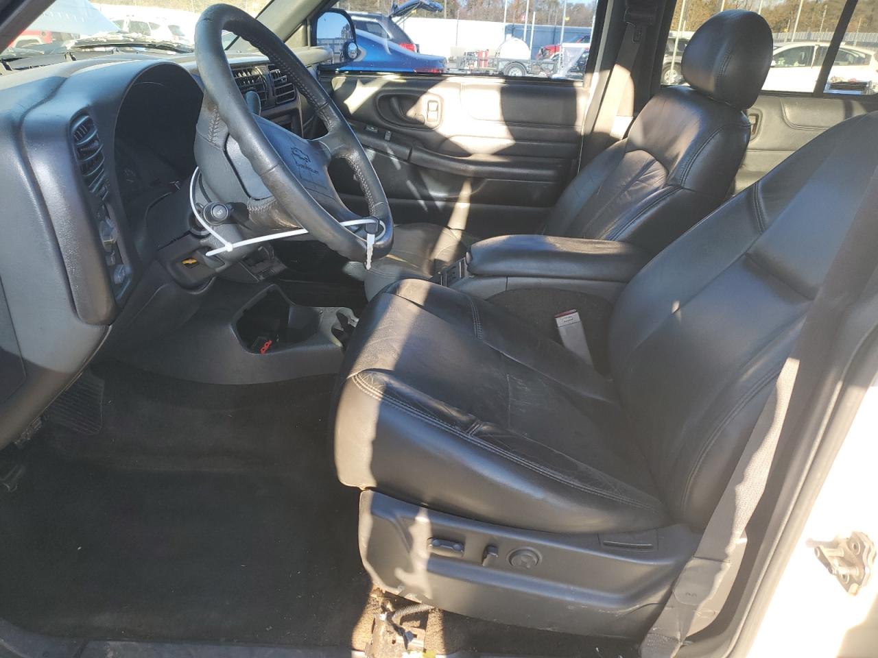 1998 Chevrolet Blazer VIN: 1GNCS13W4W2221781 Lot: 91845665