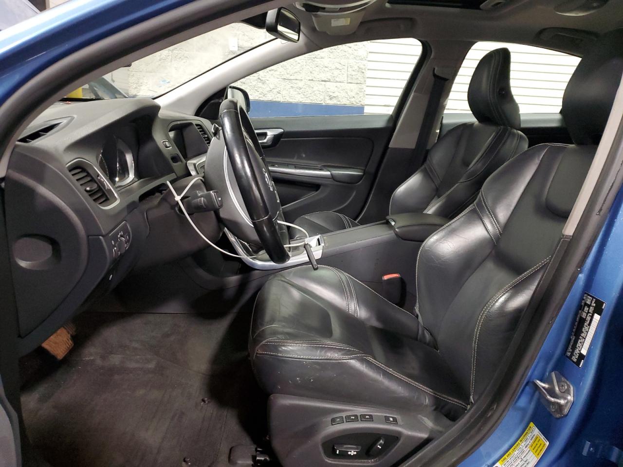 2014 Volvo S60 T5 VIN: YV1612FH1E2272823 Lot: 92108495