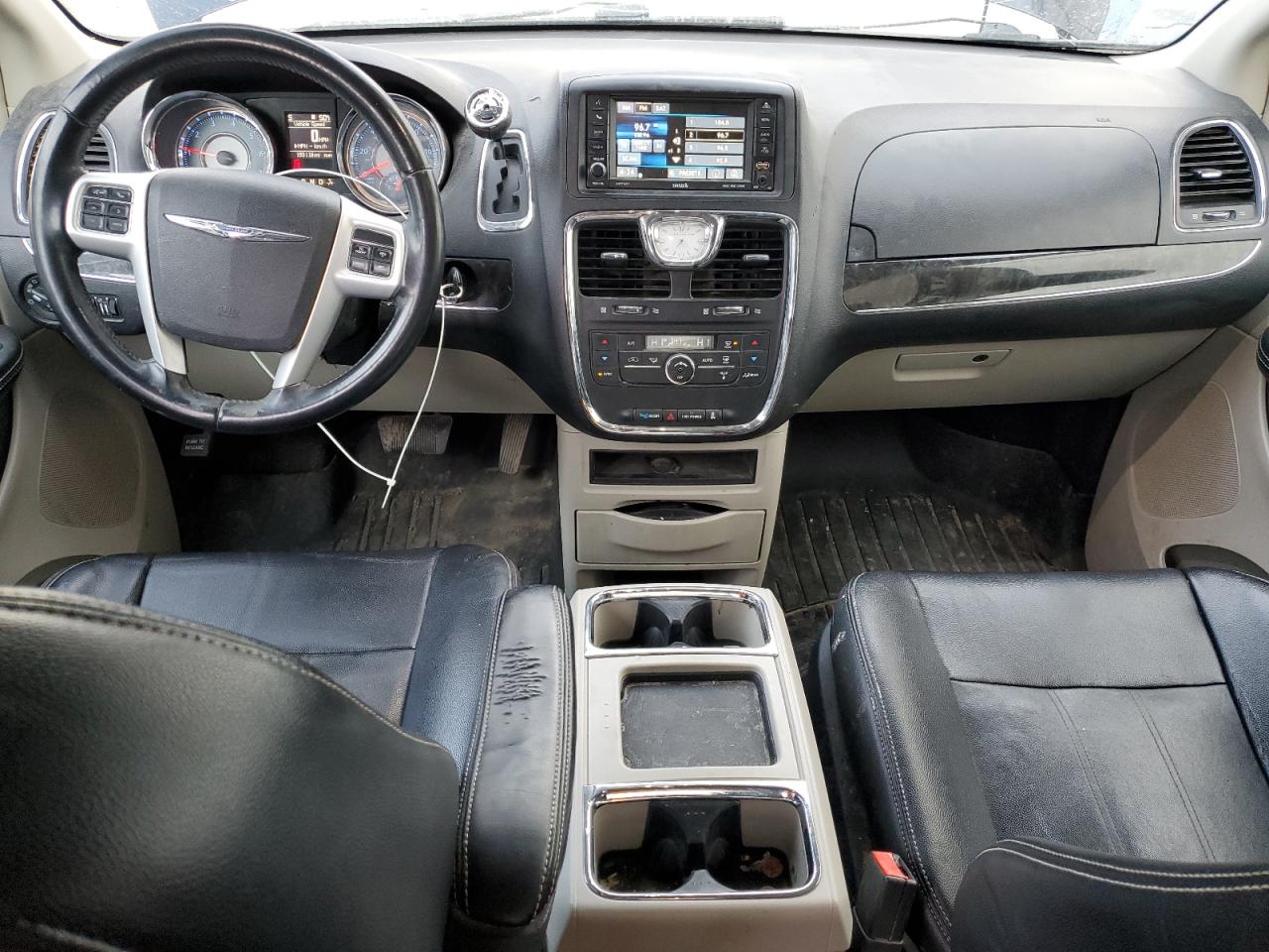 2015 Chrysler Town & Country Touring VIN: 2C4RC1BG1FR544424 Lot: 92432365