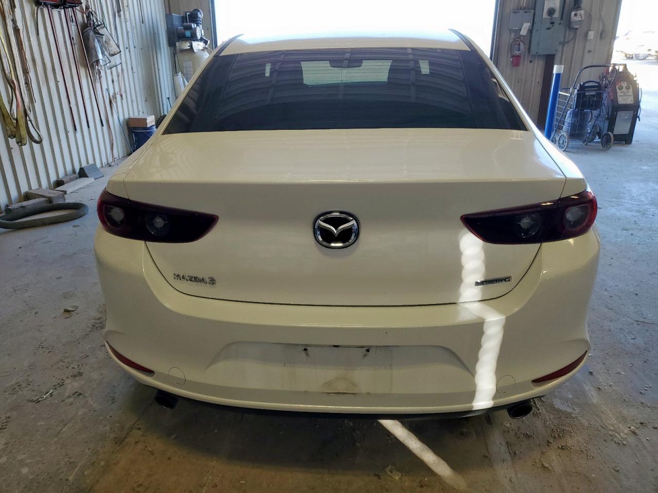 2023 Mazda 3 Select VIN: 3MZBPABM5PM381696 Lot: 92876165