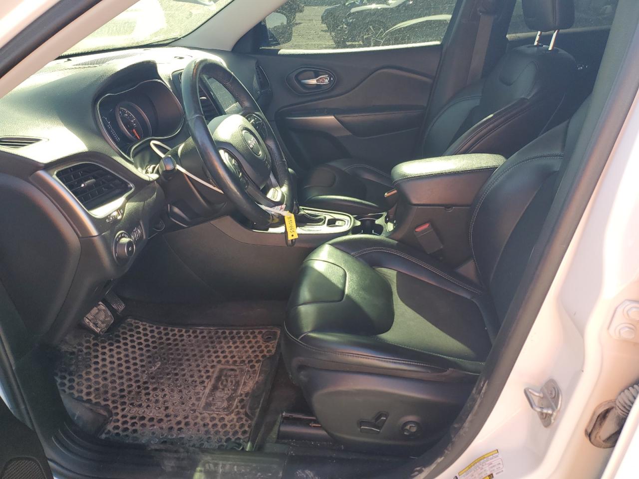 2019 Jeep Cherokee Latitude Plus VIN: 1C4PJMLB4KD224173 Lot: 91931465