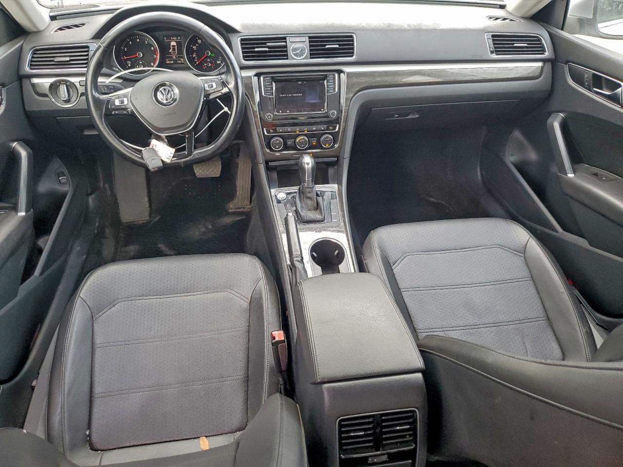 2017 Volkswagen Passat Se VIN: 1VWBT7A3XHC062479 Lot: 94295925