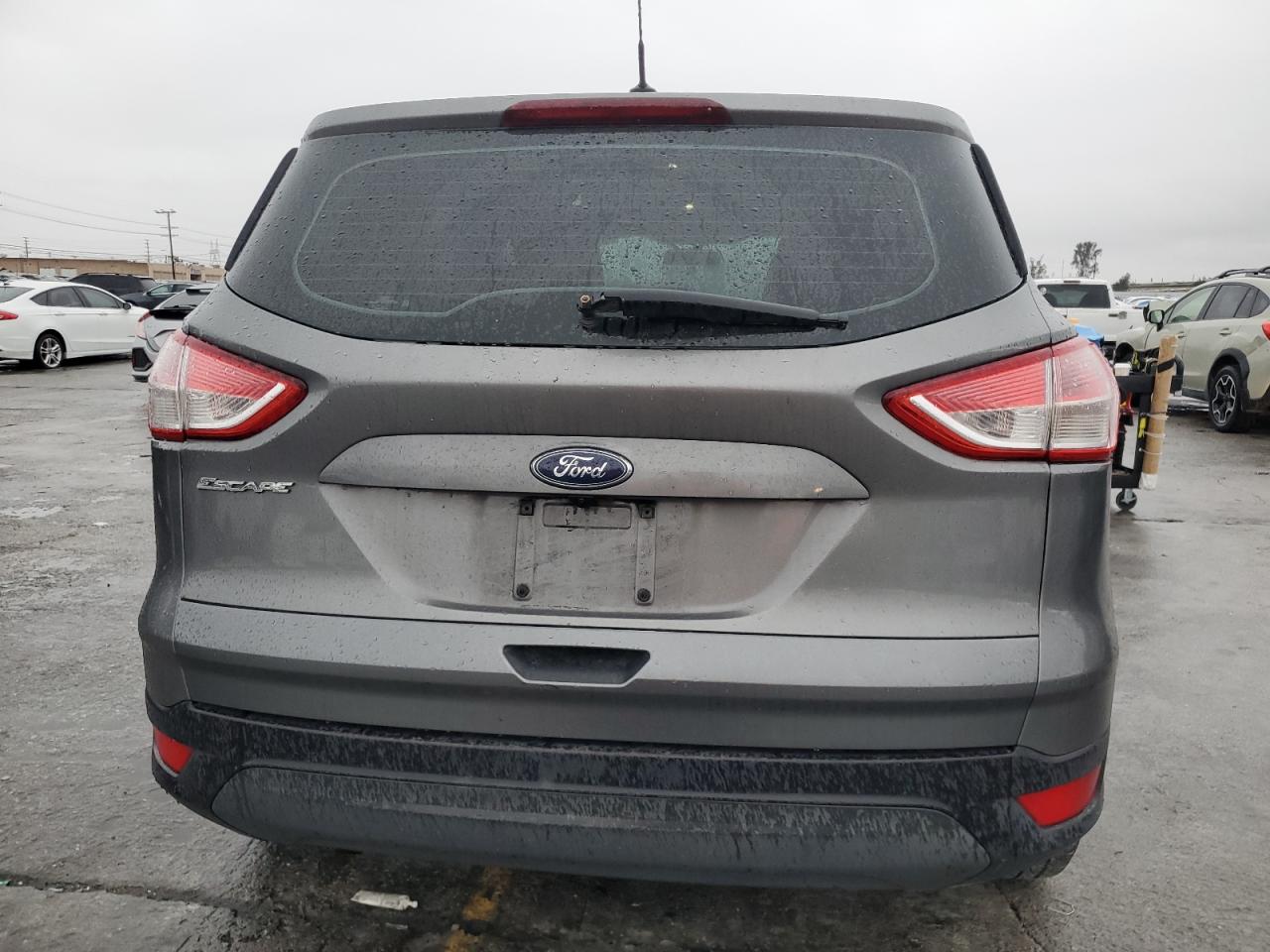 2014 Ford Escape S VIN: 1FMCU0F75EUC68561 Lot: 92952115