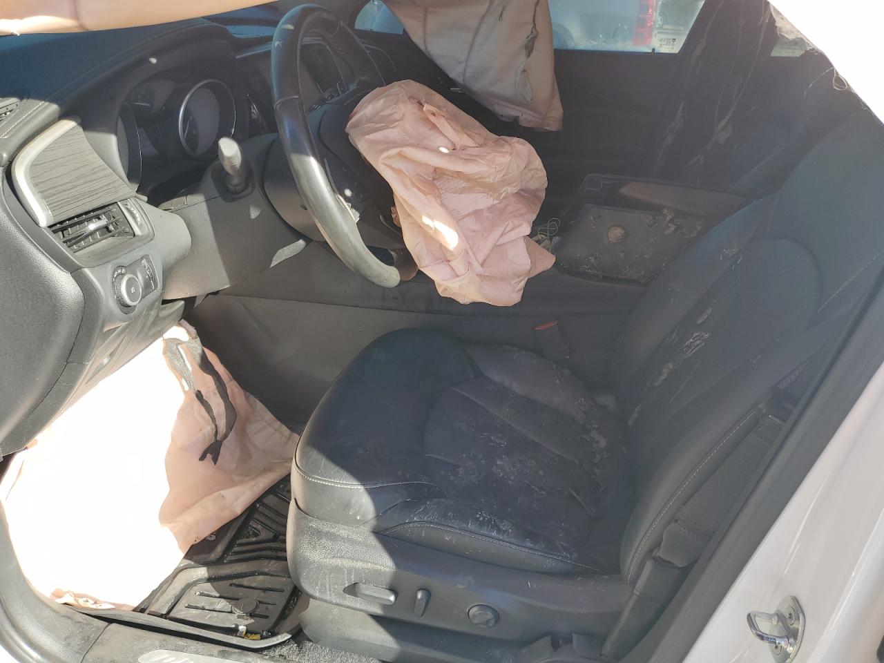 2017 Buick Envision Essence VIN: LRBFXDSA4HD012321 Lot: 91531295