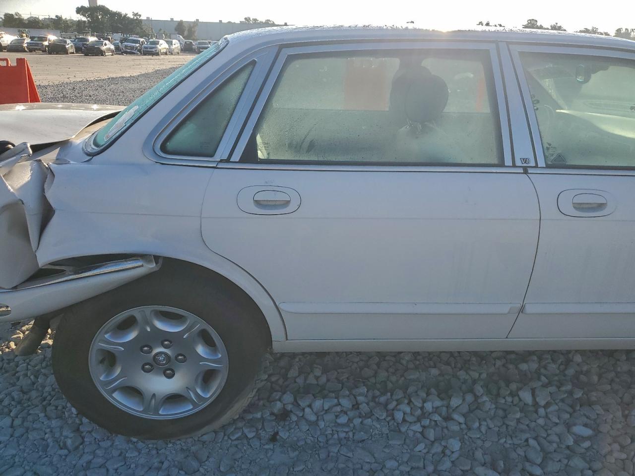 2001 Jaguar Xj8 VIN: SAJDA14C01LF28568 Lot: 94040175