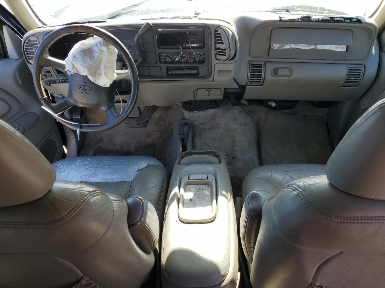 1999 Chevrolet Suburban K1500 VIN: 1GNFK16R7XJ371572 Lot: 92883985